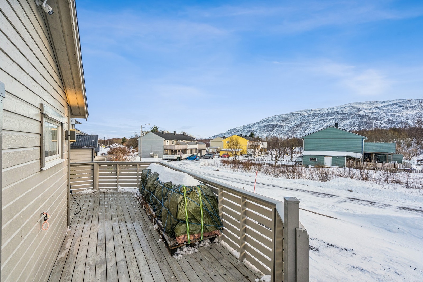 Leiligheten passer godt både for førstegangskjøpere som ønsker en trygg start, og for eldre som ønsker en enklere hverdag Galleribilde