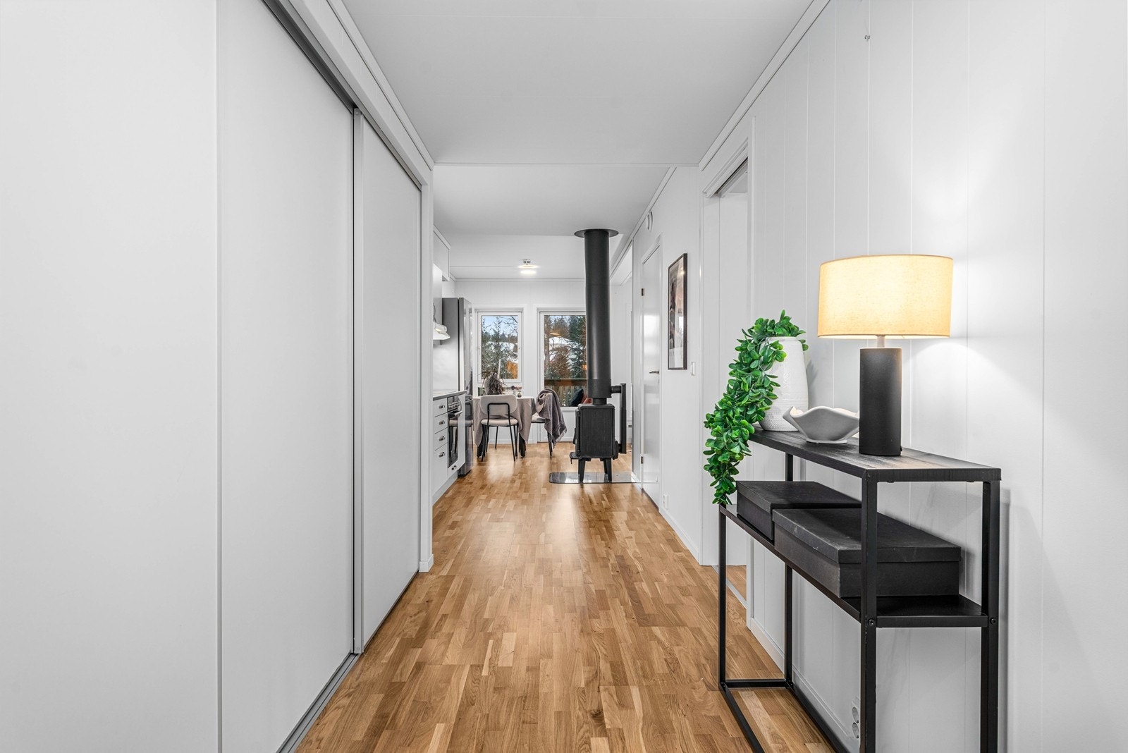 Fra entreen føres du inn til de sosiale rommene. Galleribilde