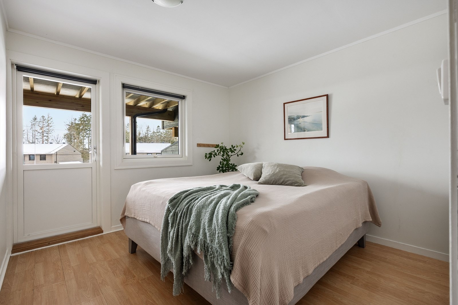 Hovedsoverom med utgang til terrasse Galleribilde