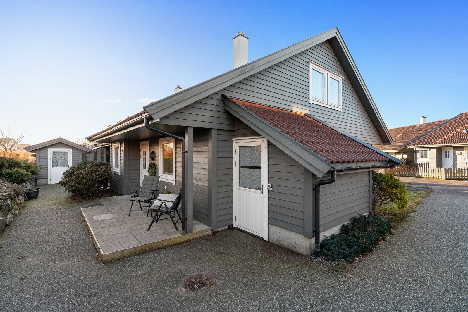 Rekkehuset ligeer flott til på enden. Galleribilde