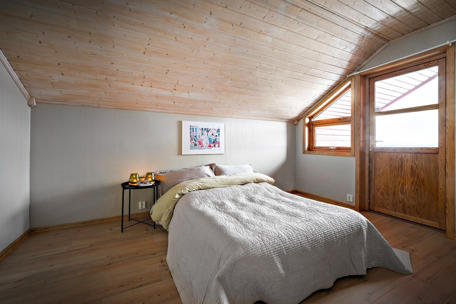 Hovedsoverommet har utgang til egen veranda. Galleribilde