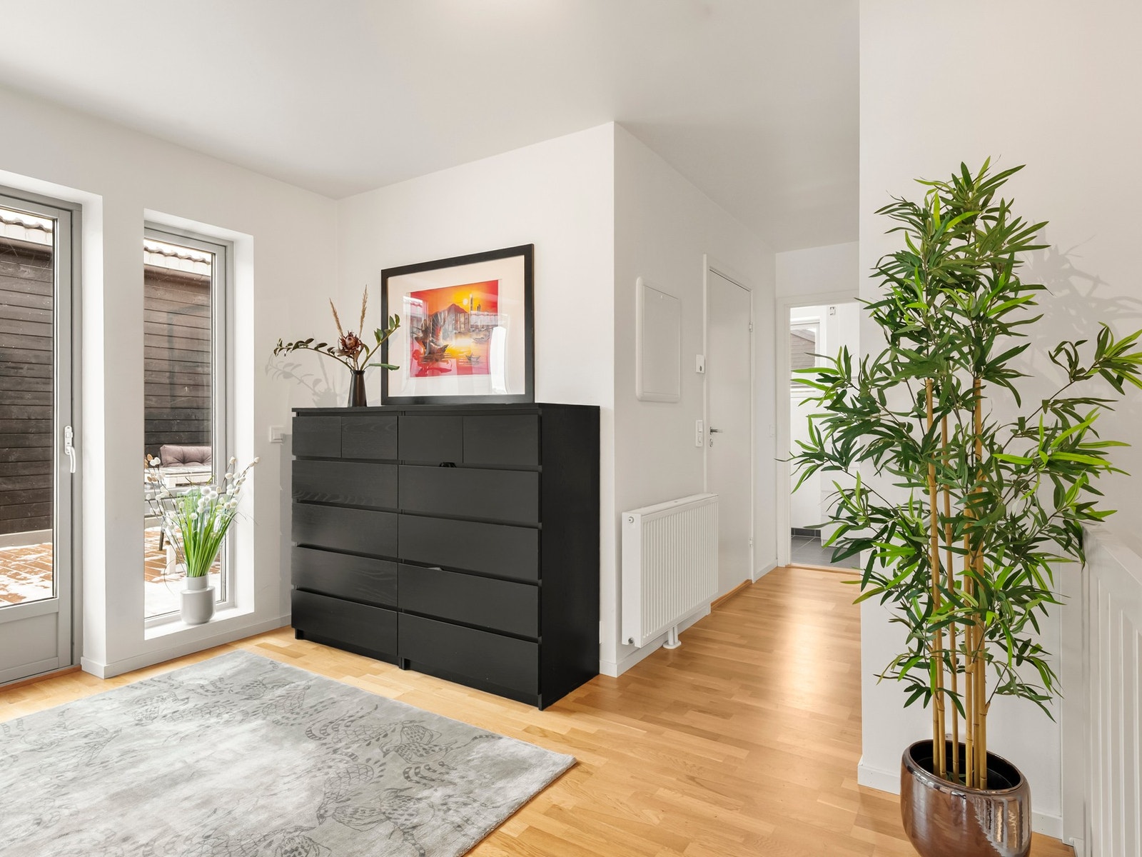 Fra loftstuen har man adkomst til boligens hoveduteområde med balkong på ca 32.kvm Galleribilde