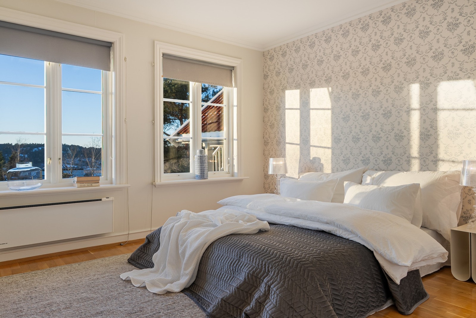 Stort foreldresoverom Galleribilde