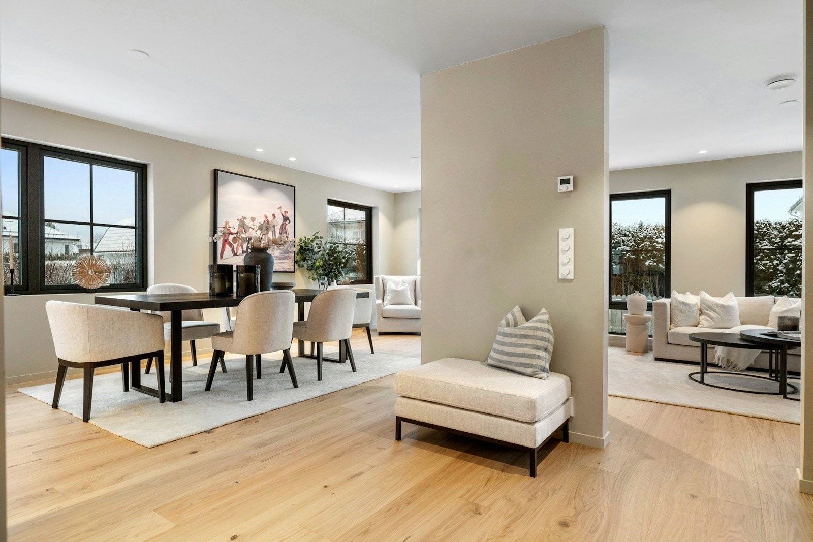 Det store oppholdrommet skaper en sosial planløsning. Galleribilde