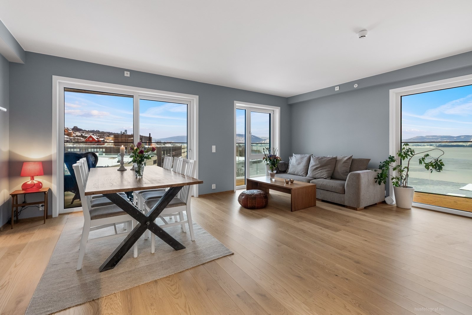 Leiligheten var ferdigstilt i 2025 og byr på moderne kvaliteter og trygghet med 5 års garanti fra utbygger. Galleribilde