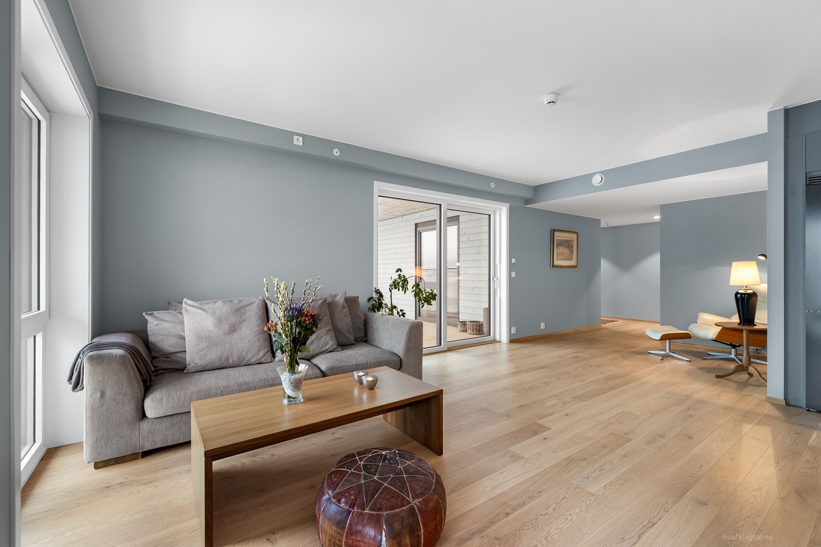 Hele leiligheten har gjennomgående vannbåren gulvvarme (foruten bod). Galleribilde