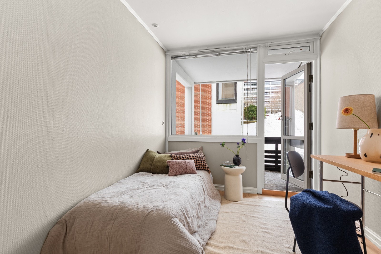 Soverom ll er i dag innredet som gjesterom og kontor. Galleribilde