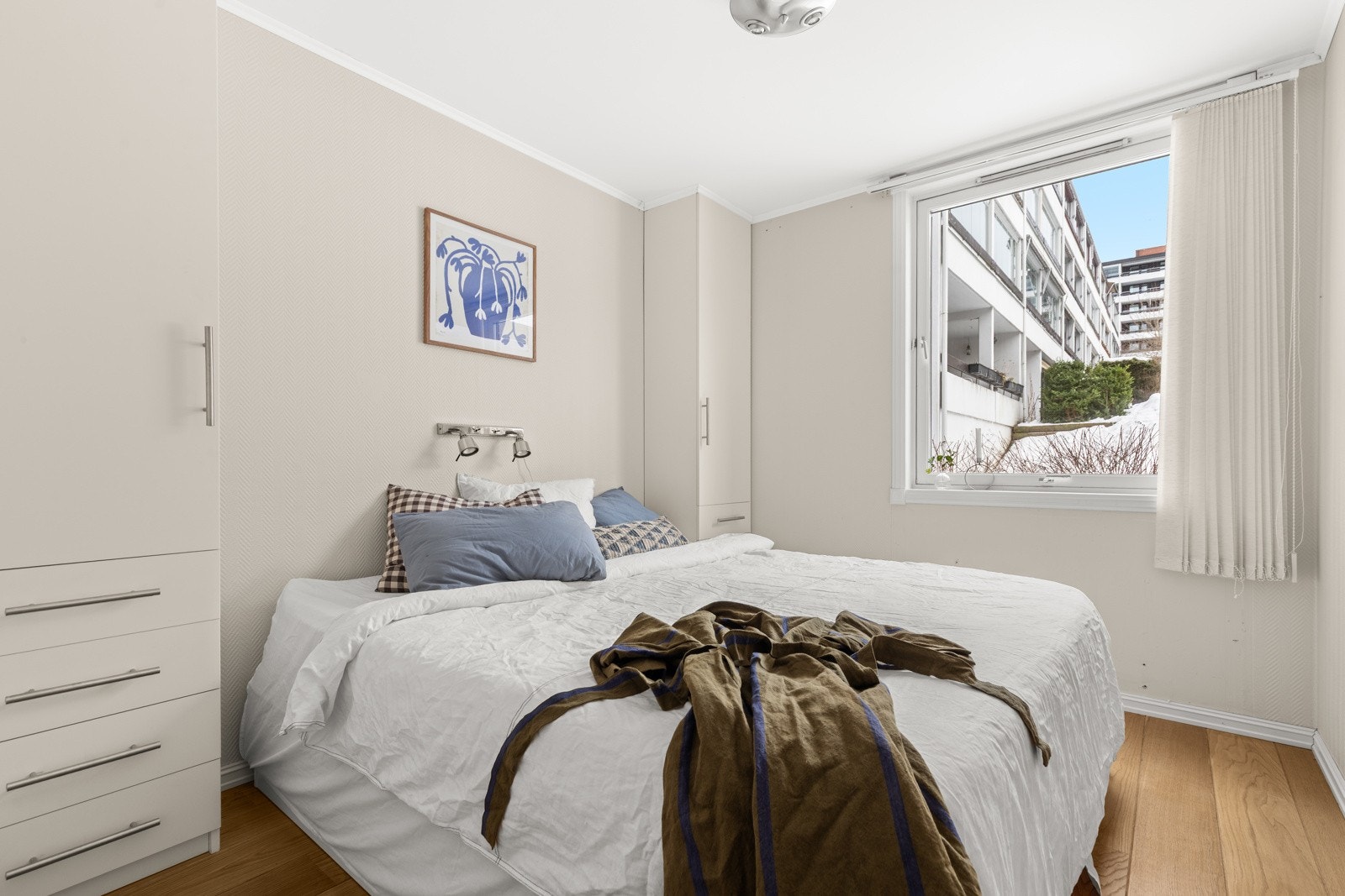 Alle soverommene vender mot rolige omgivelser og gir et behagelig sted å trekke seg tilbake for en god natts søvn. Galleribilde