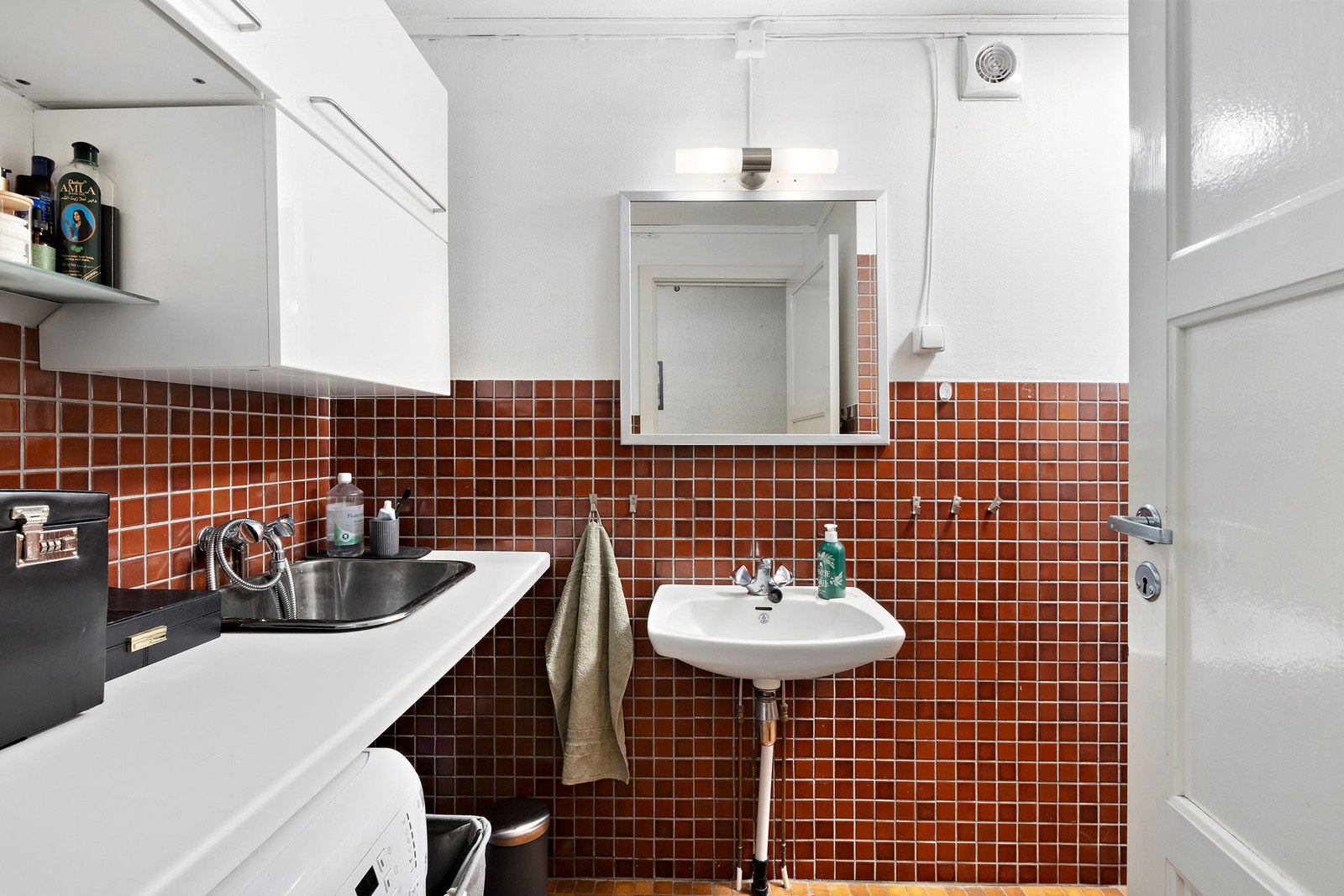 Bad - utleiedel Galleribilde