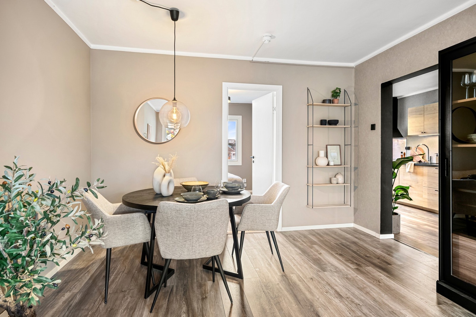 Nye vinduer i 2021 tatt i regi av borettslaget. Galleribilde