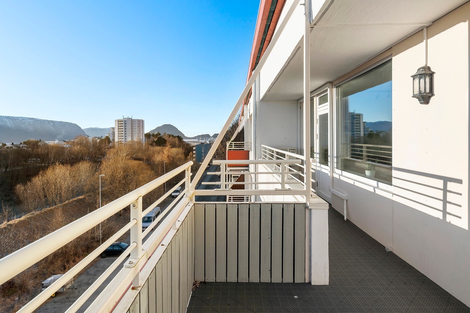 - og har god plass til møblering. Galleribilde