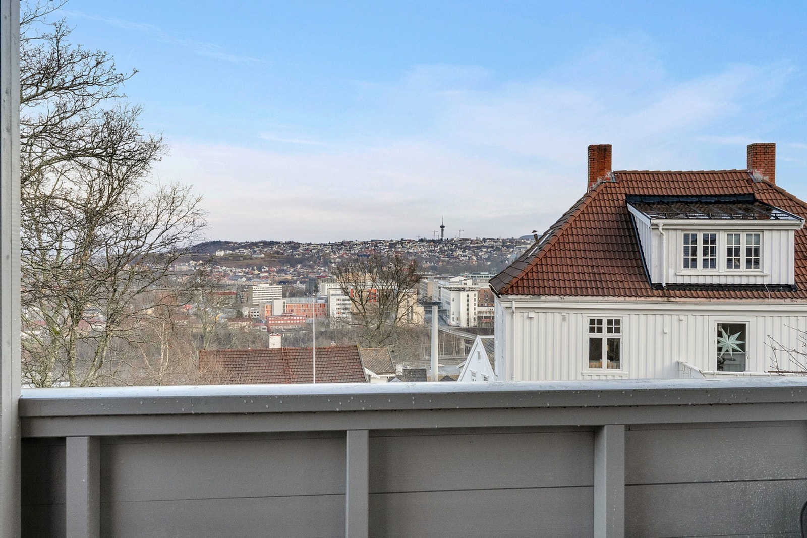 Herfra er det fantastisk utsikt over byen. Galleribilde