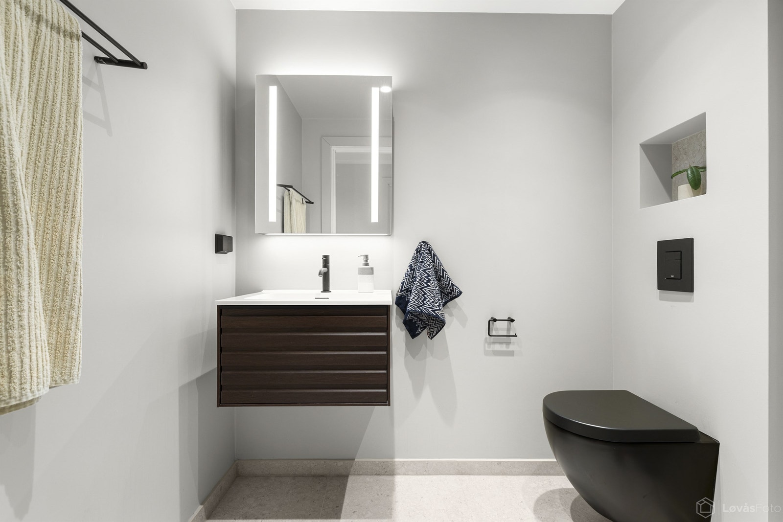 Bad 2: Nyoppusset i 2024 Galleribilde