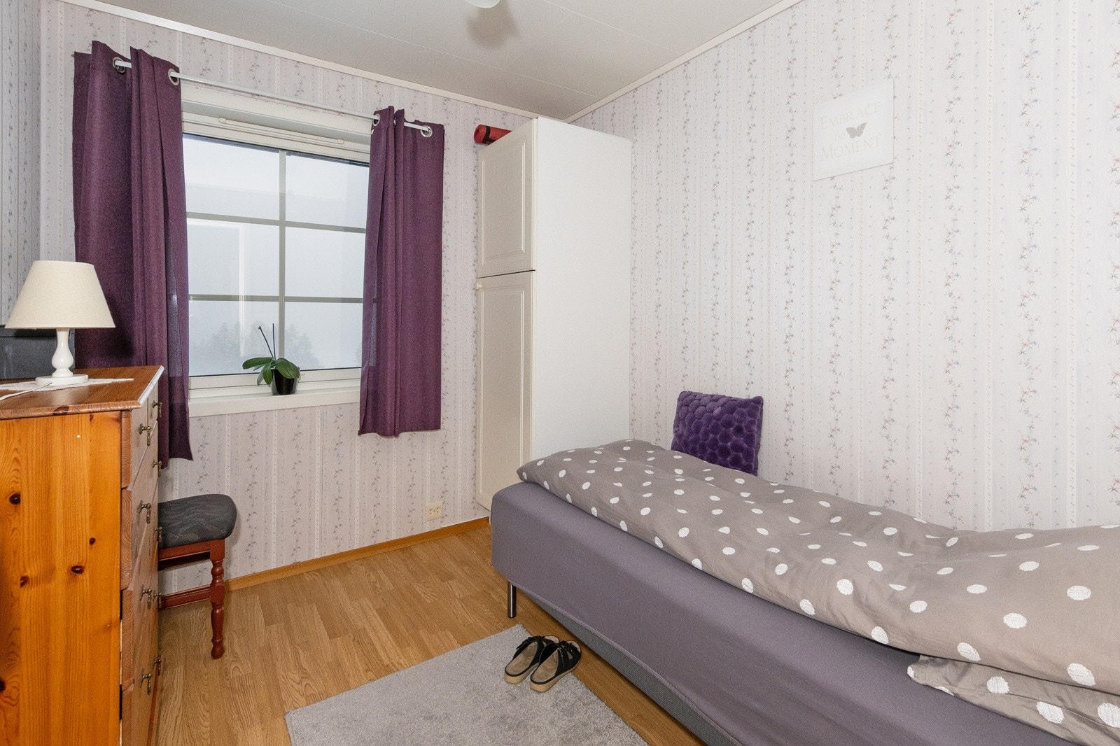 Fra soverom. Utleieleilighet, første etasje Galleribilde