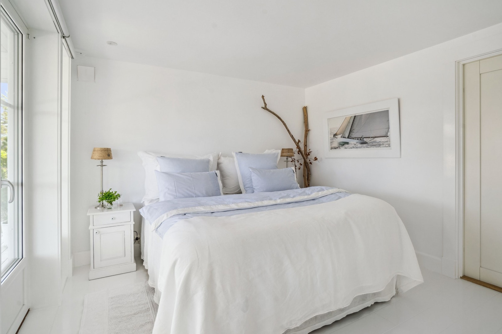 Soverom 1. etg. Galleribilde