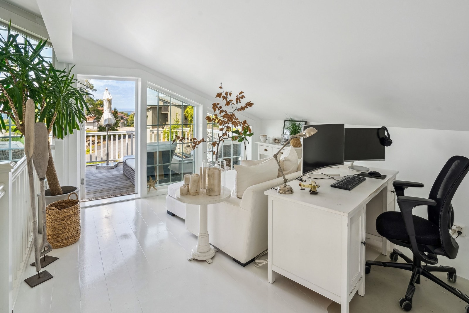 Kontor med herlig utsikt fra hems Galleribilde