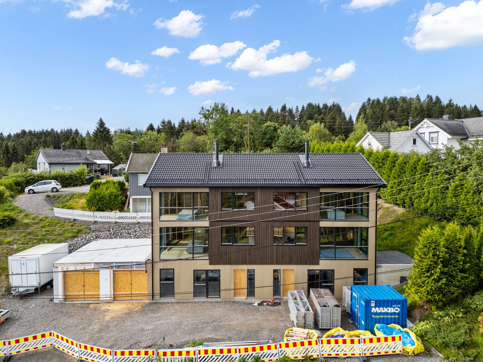 Velkommen til Sundenga 12. Ny og flott halvpart av tomannsbolig sentralt i Rælingen. Galleribilde