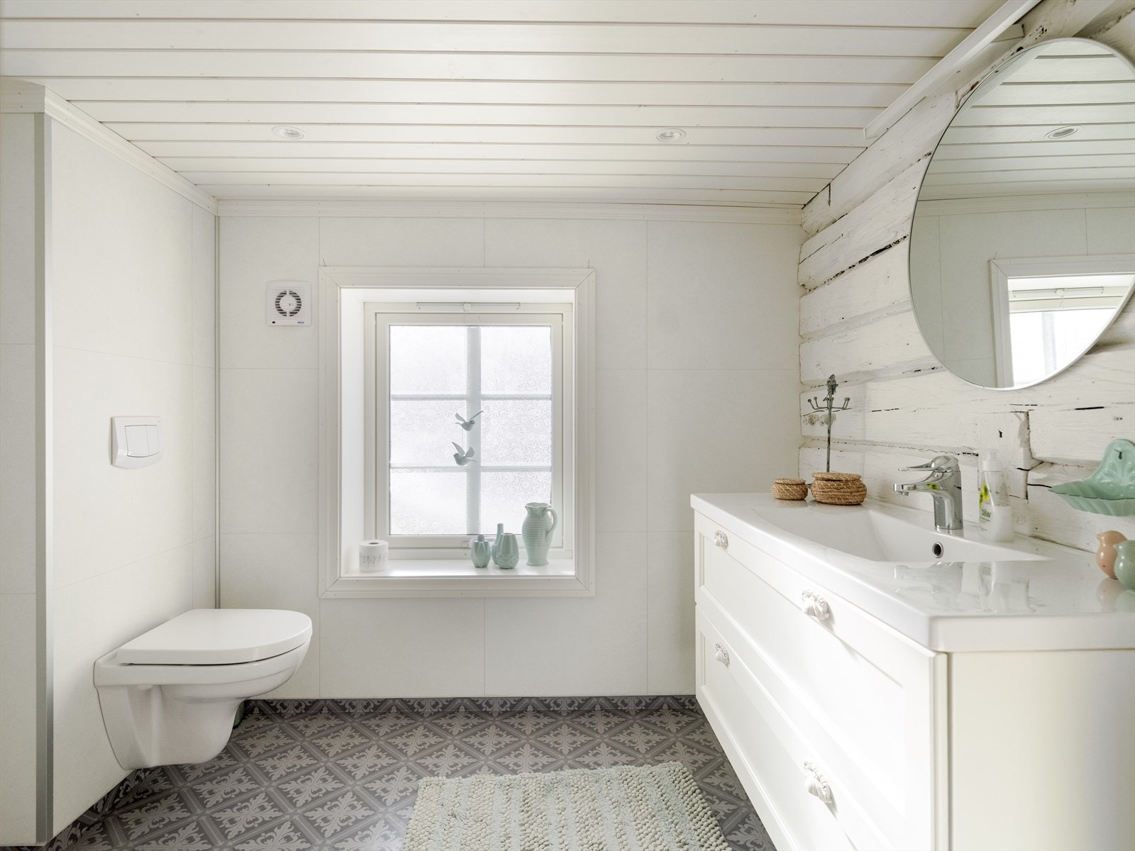 Lyse flater skaper en frisk og innbydende følelse Galleribilde