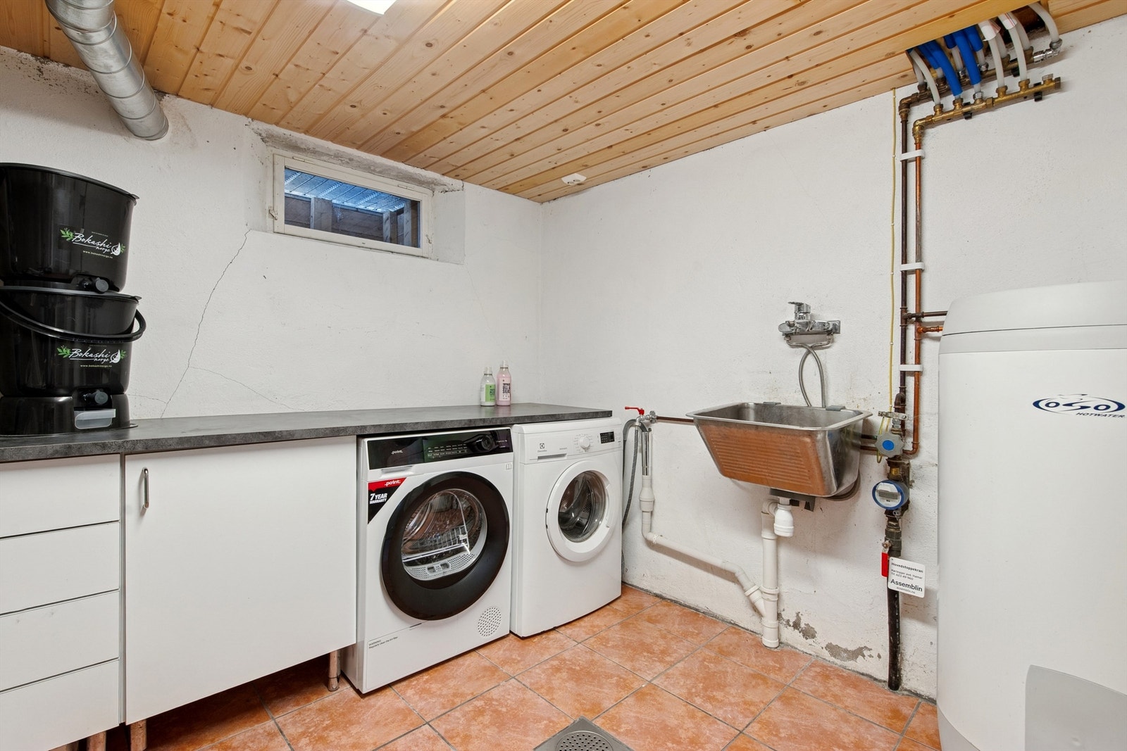 Vaskerom Galleribilde