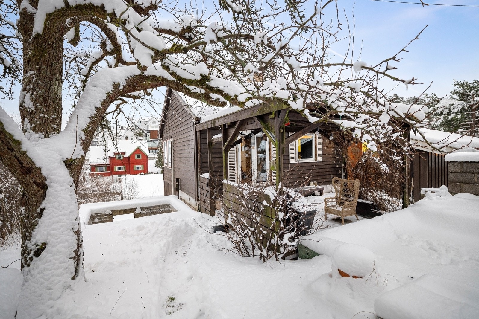 PrivatMegleren ved Gøran Sørensen ønsker velkommen til Simensbråtveien 44! Foto: Zovenfra Galleribilde