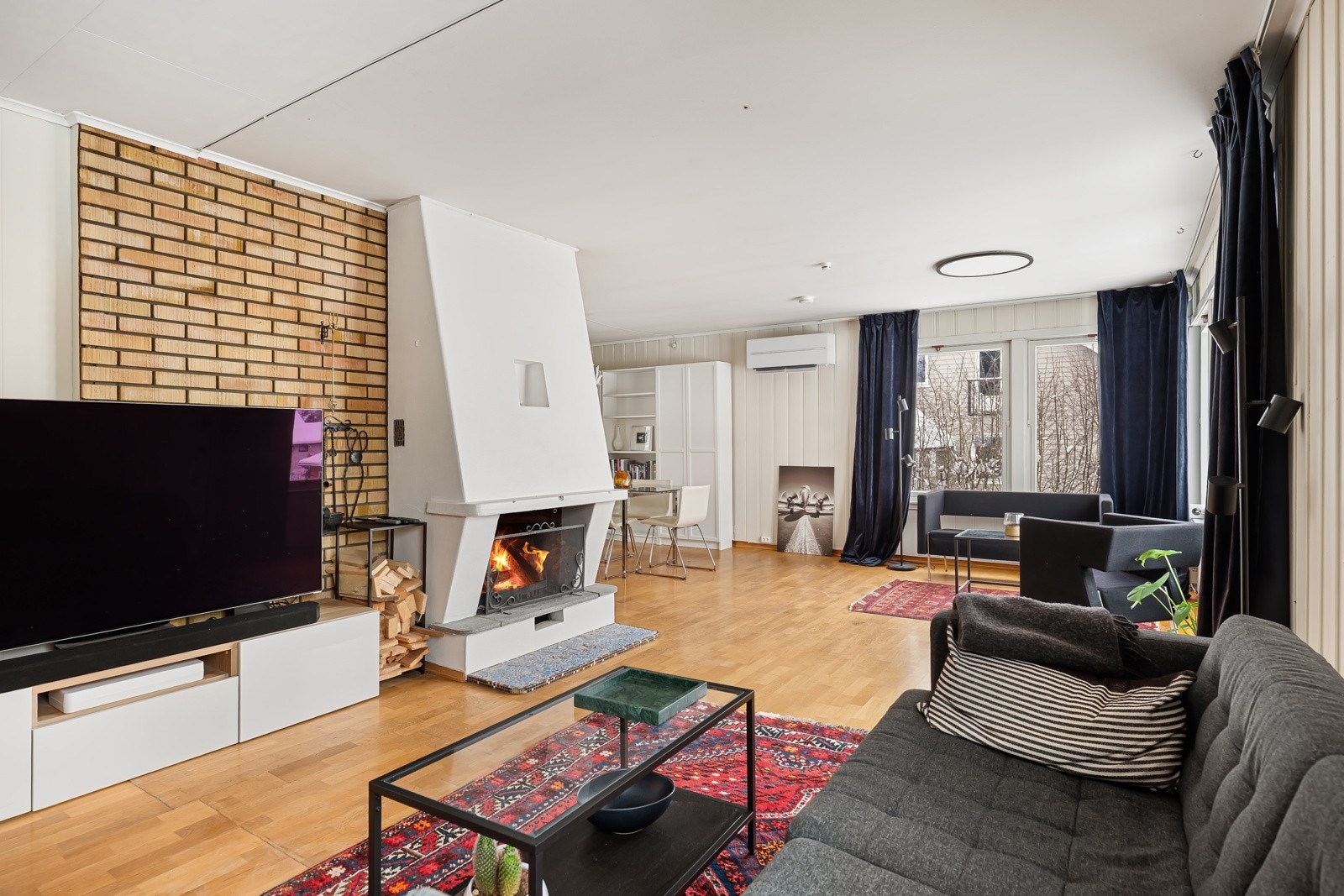 Rommets utforming gjør det enkelt å tilpasse ulike løsninger etter behov Galleribilde