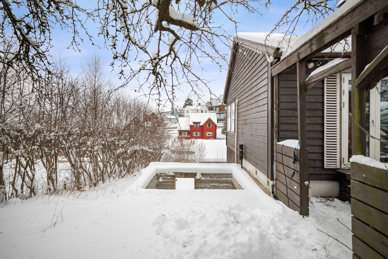 Tomten er på 815 kvm Galleribilde