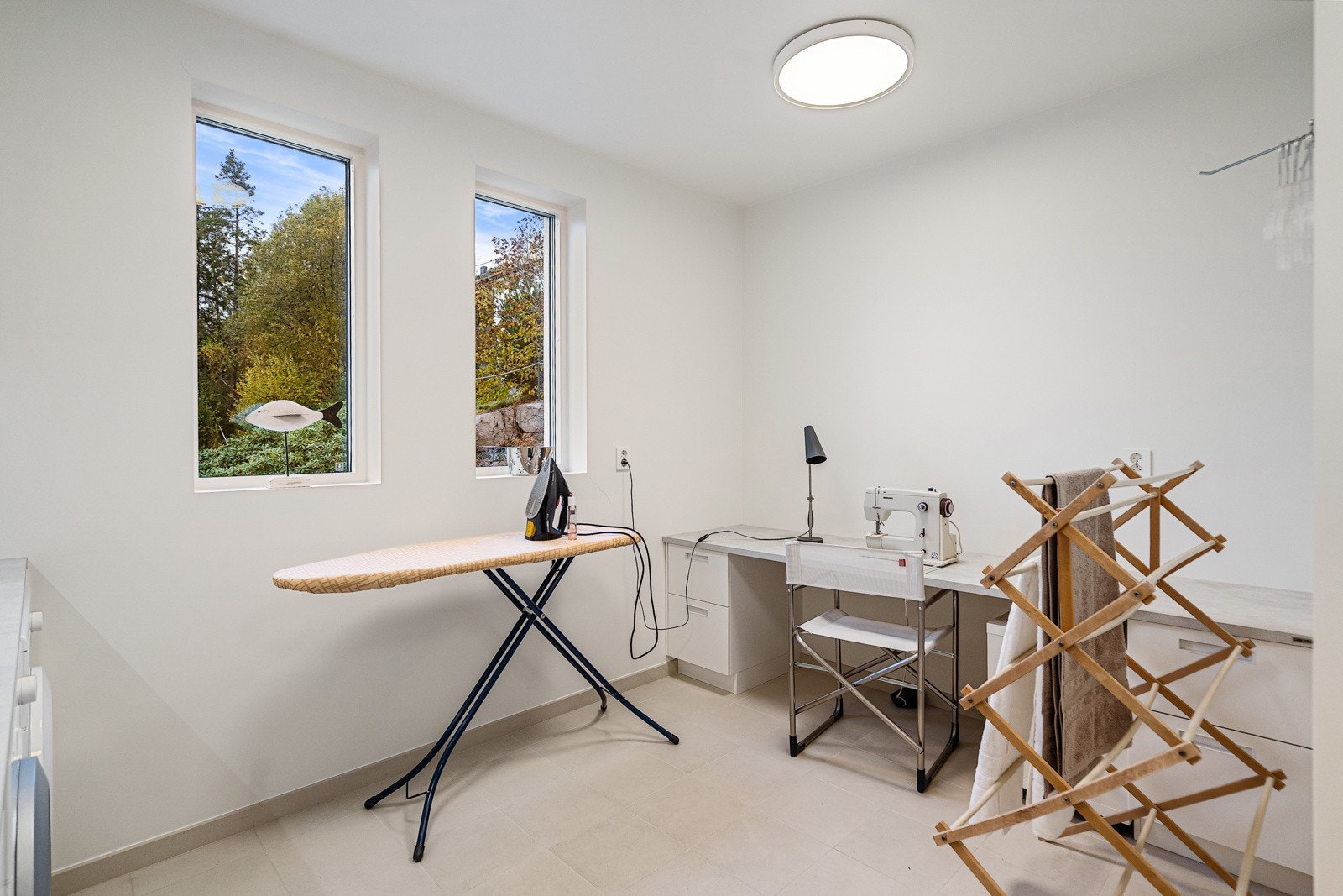 Stort vaskerom Galleribilde