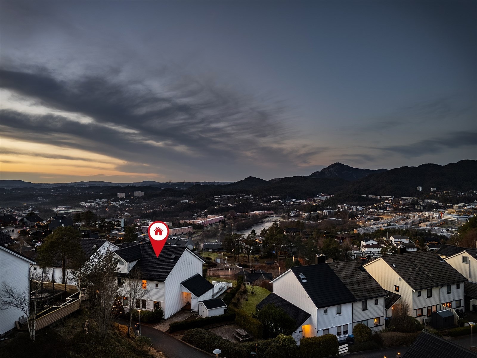 Aktiv Eiendomsmegling v/Elise Linningsvoll har gleden av å presentere Bråtet 236!
Foto: IMotiv v/Christian Fagerland Galleribilde