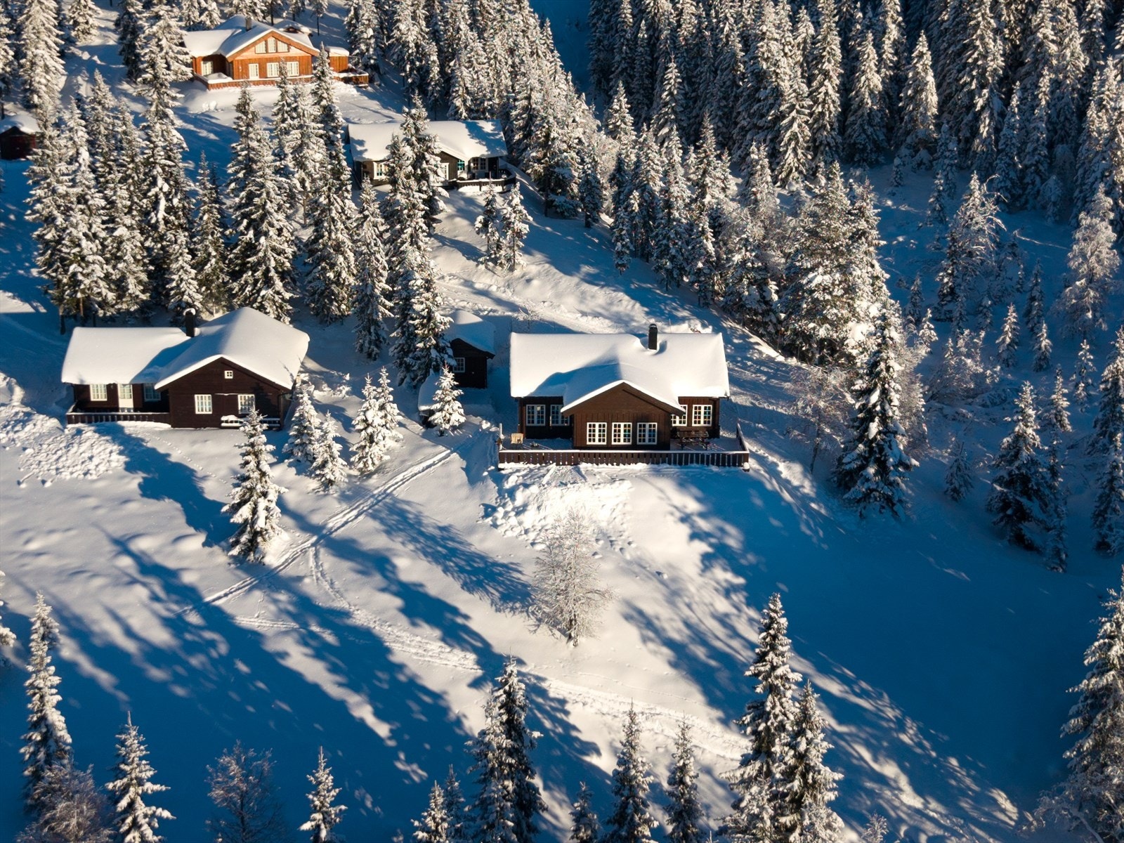 For de minste er det akebakke, hvor de kan leke trygt uten fare for biltrafikk. Galleribilde