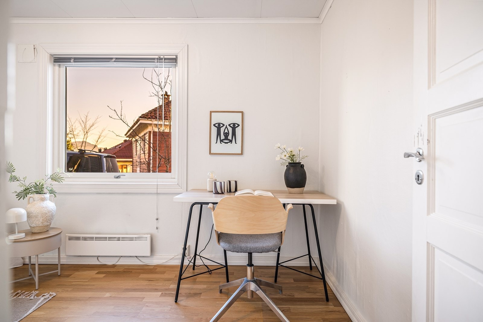 Rommet er i dag praktisk innredet som kontor, men egner seg like godt som barne- eller gjesterom. Galleribilde