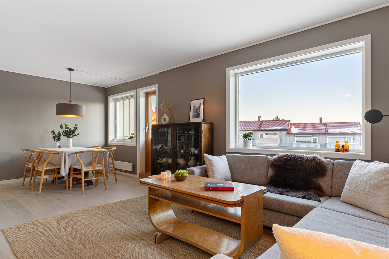 Flott rekkehus med attraktiv beliggenhet på Sverresborg, i et barnevennlig område. Galleribilde