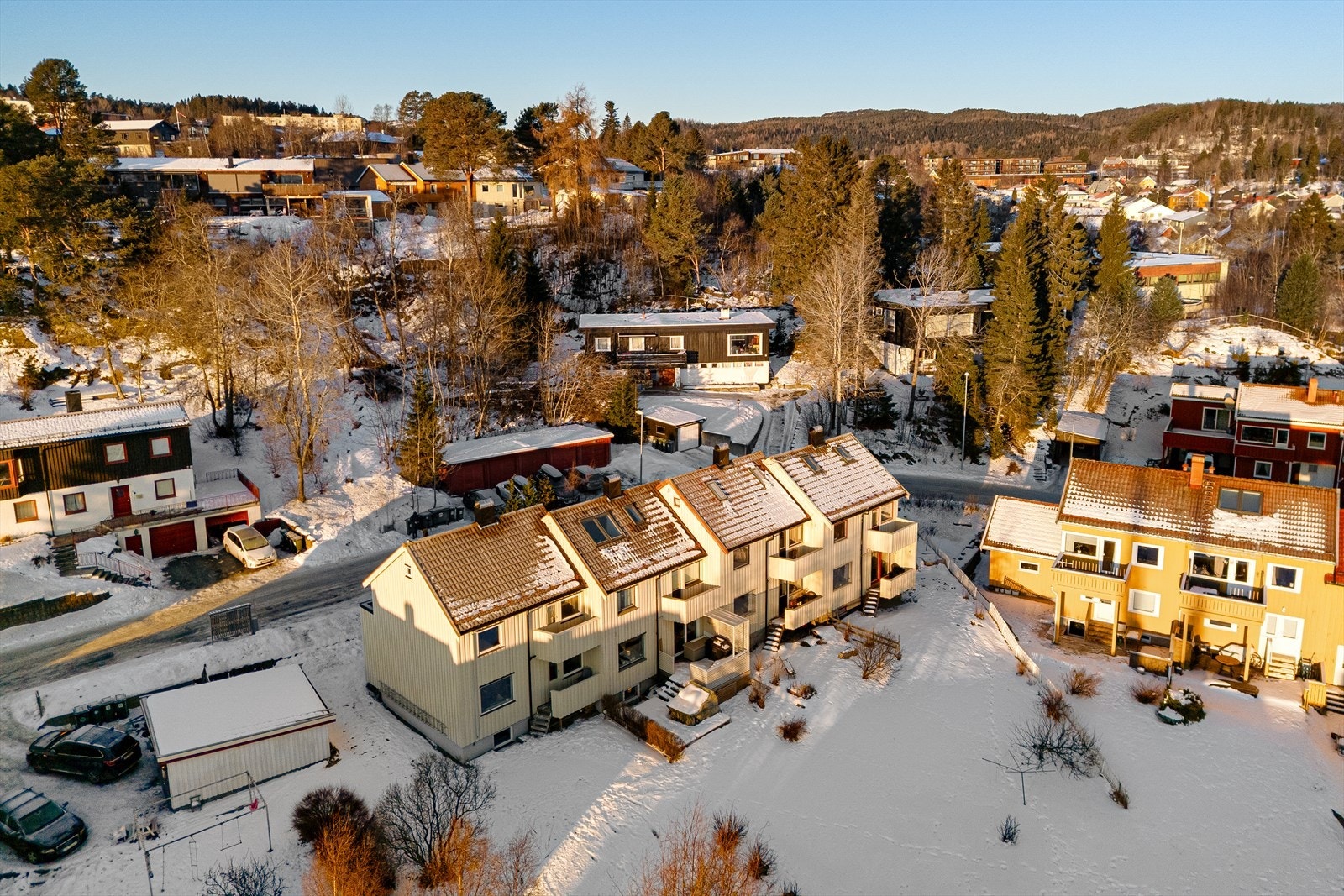 Dronefoto av området. Galleribilde