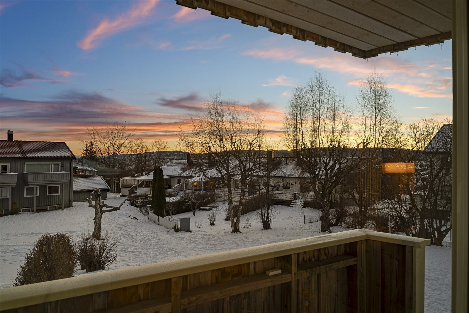 På eiendommen er det gode solforhold. Galleribilde