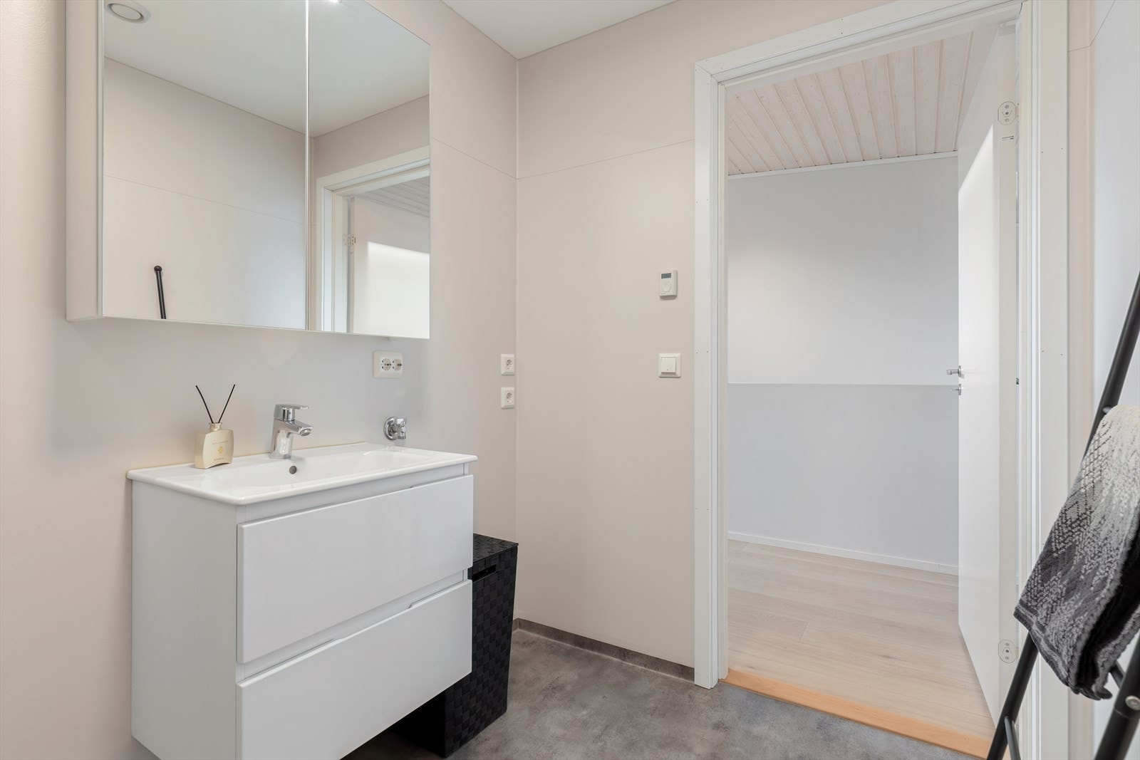 Bad 1.etg. Galleribilde