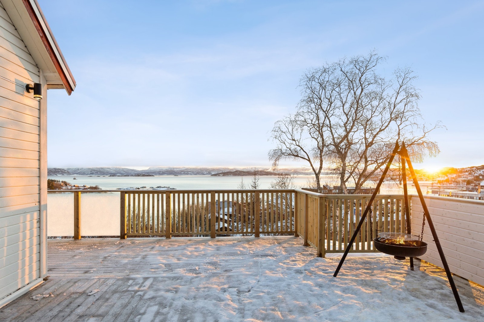 Avdelingsleder/Eiendomsmegler Øyvind Guldhaugen presenterer Øverland 17! Galleribilde