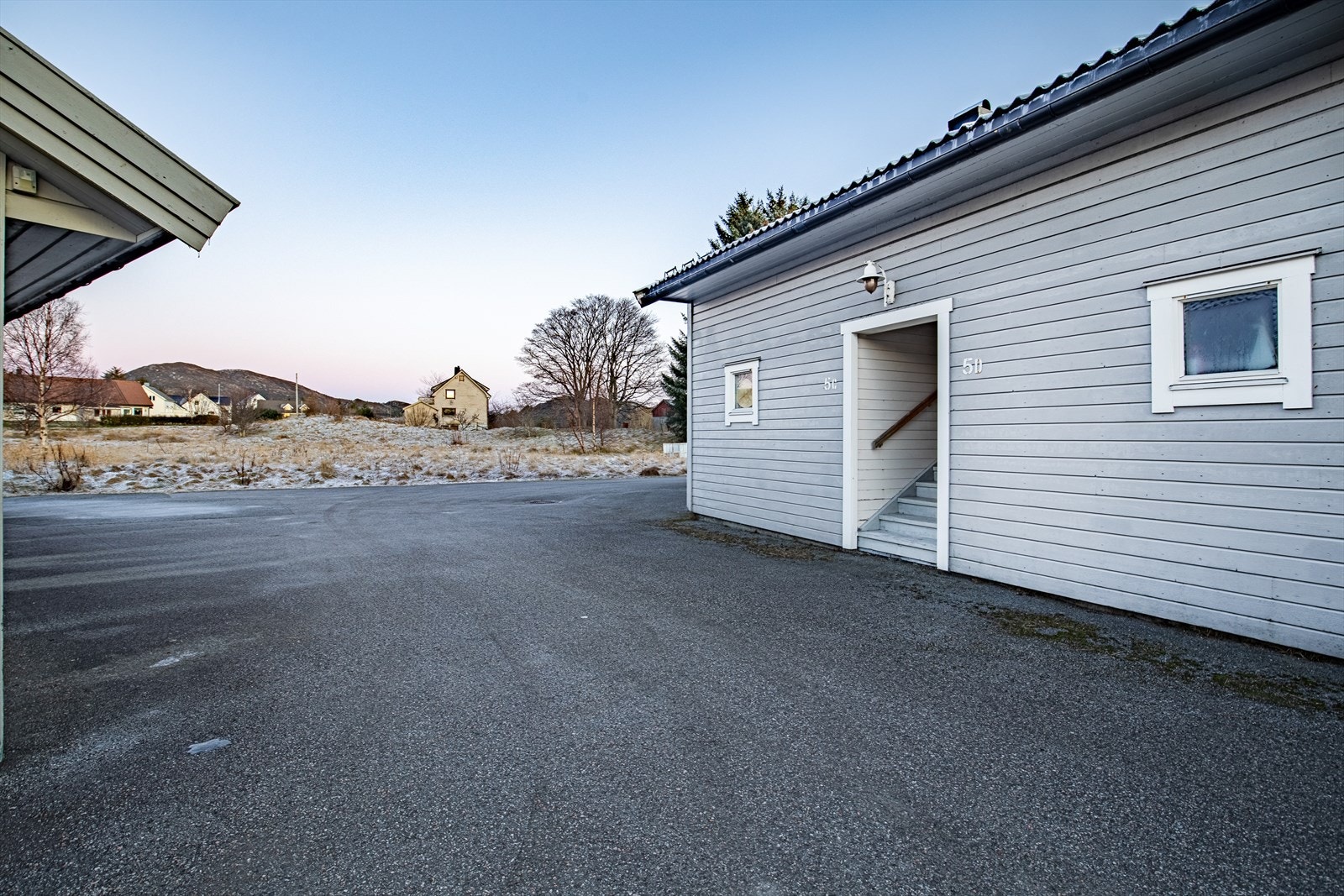 Velkommen til en hyggelig visning! (Foto Blåtind Fotografikk) Galleribilde