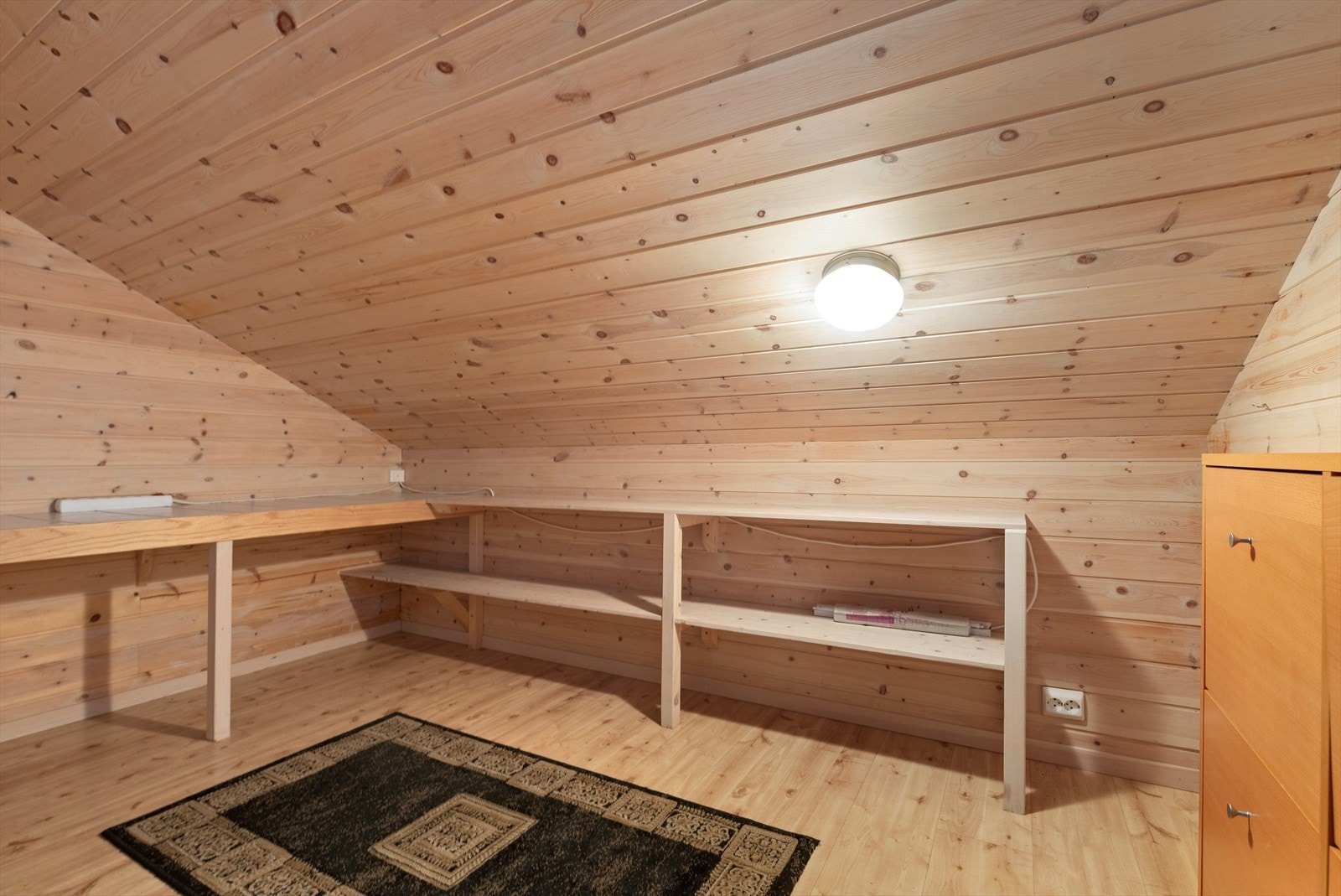 Ved inngangsparti har du ekstra bodareal Galleribilde