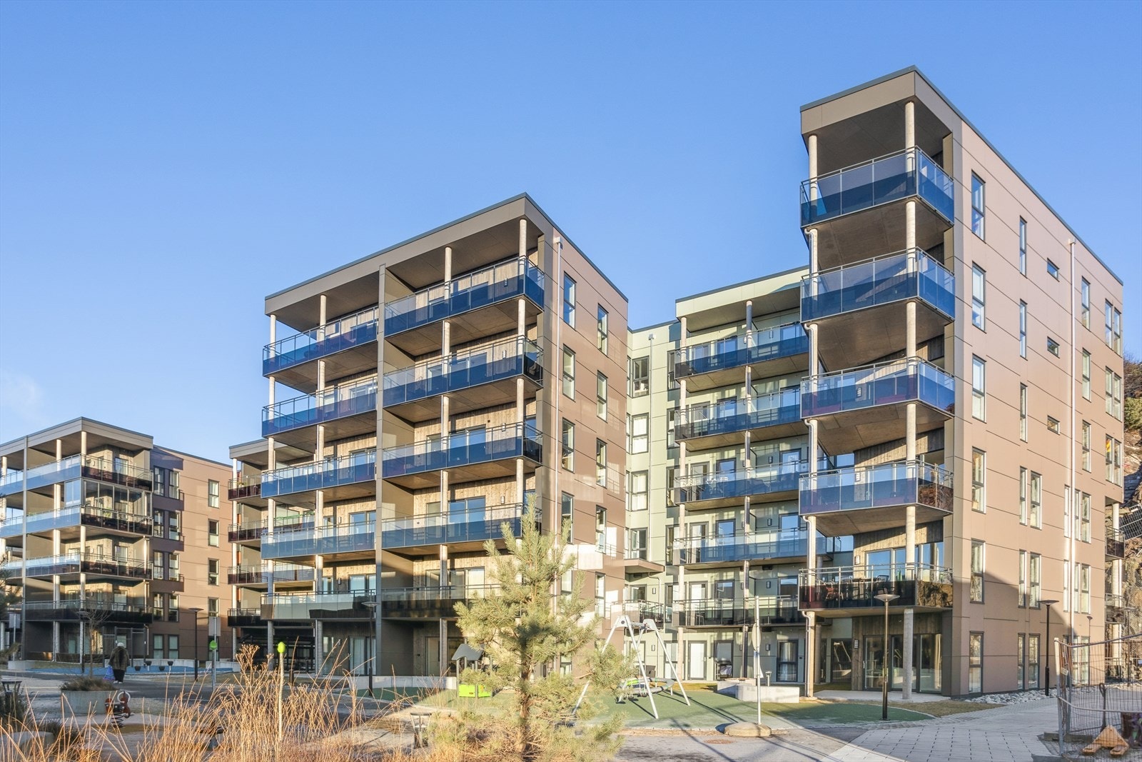 Leiligheten er en 3-roms hjørneleilighet som var ferdigstilt i desember 2025 Galleribilde