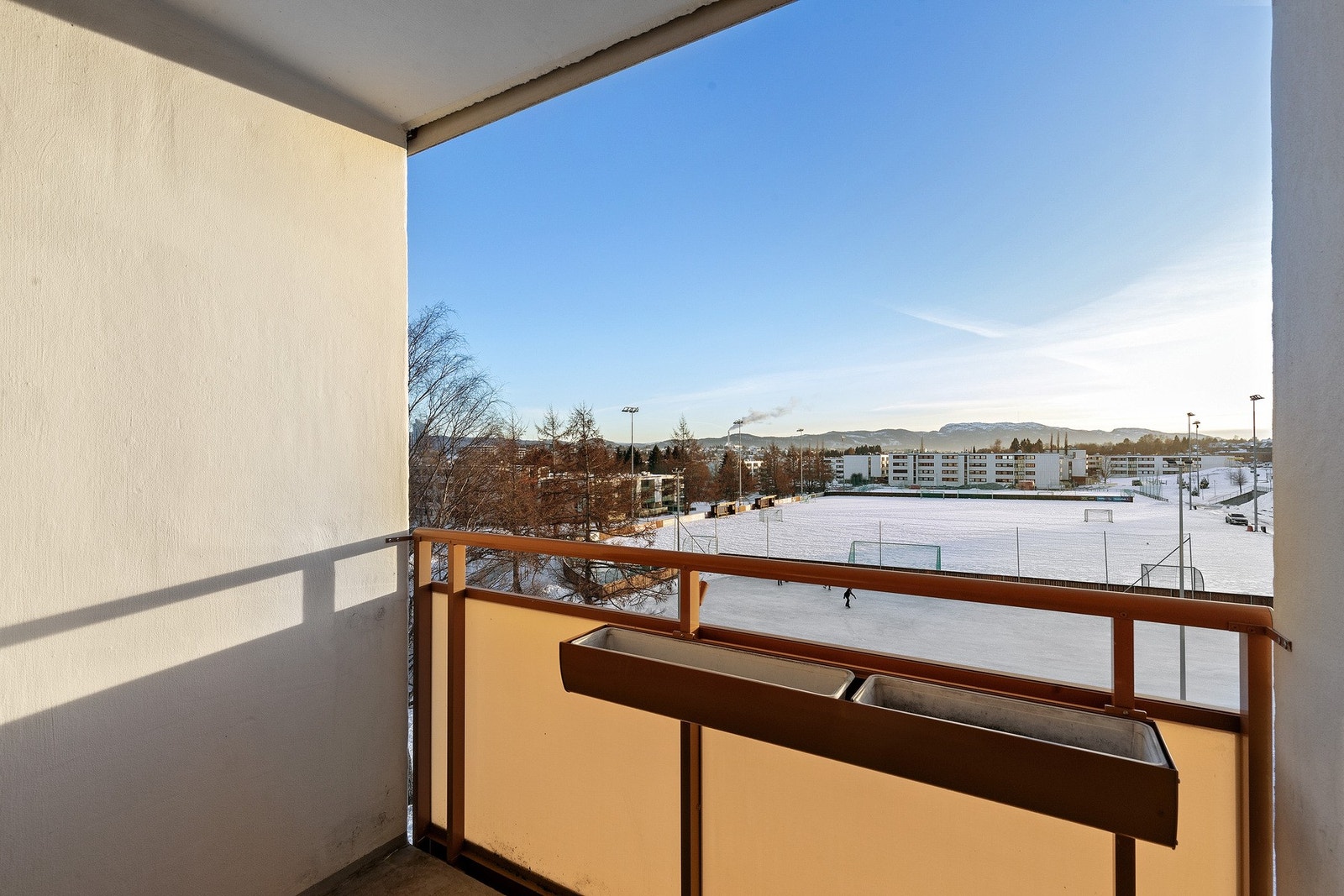 Gode sol og utsiktsforhold mot Vassfjellet Galleribilde