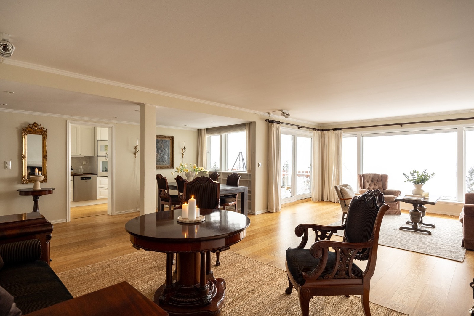 Her kan man innrede med spisestue og lounge. Galleribilde