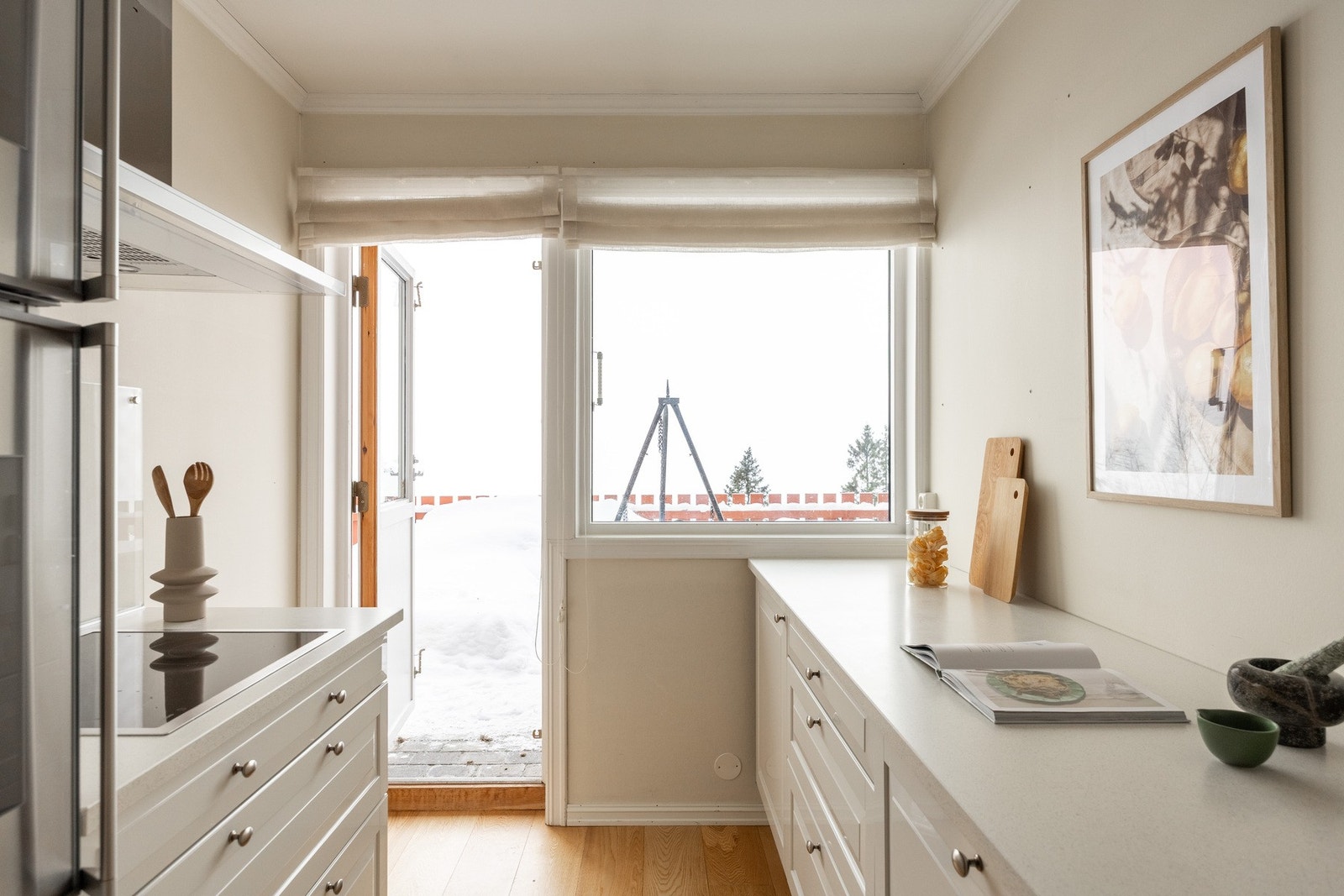 Direkte adkomst fra kjøkkenet til terrassen. Galleribilde