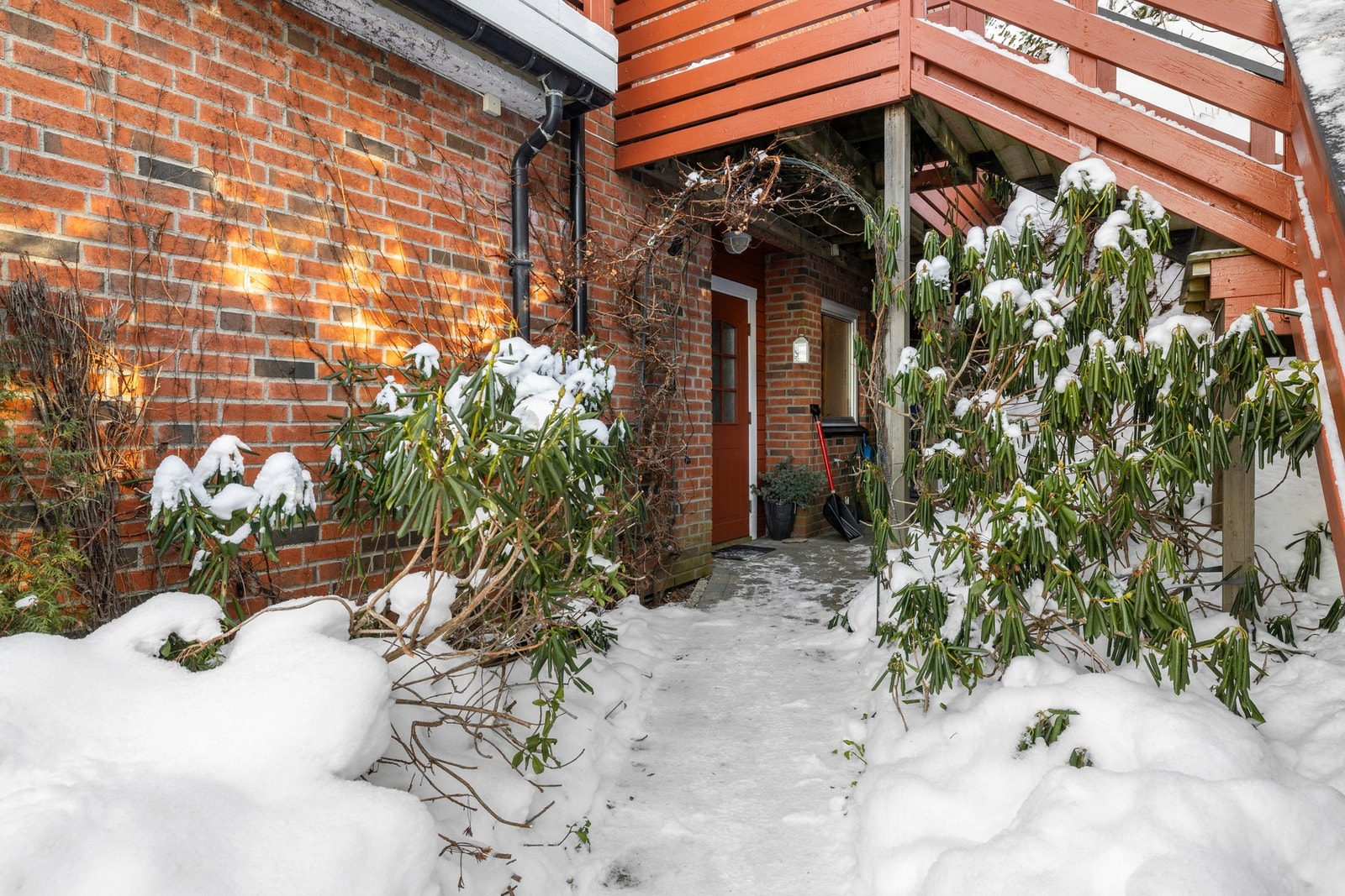 Pent inngangsparti. Galleribilde