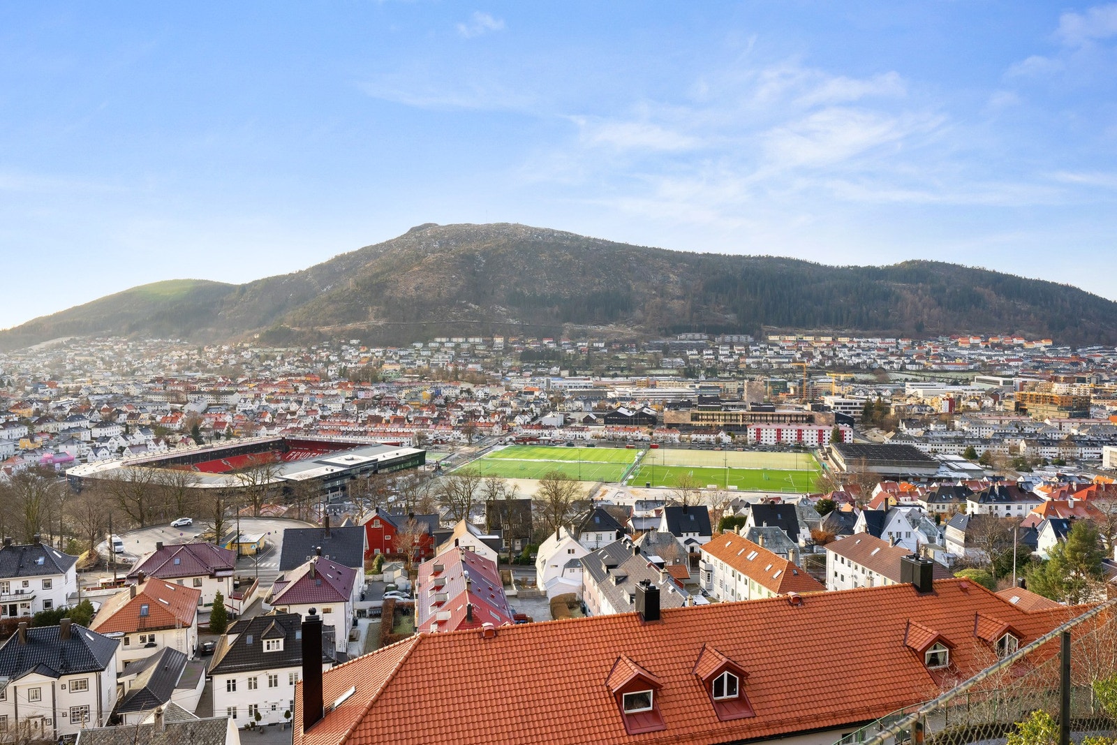 Utsikt mot brann stadion. Galleribilde