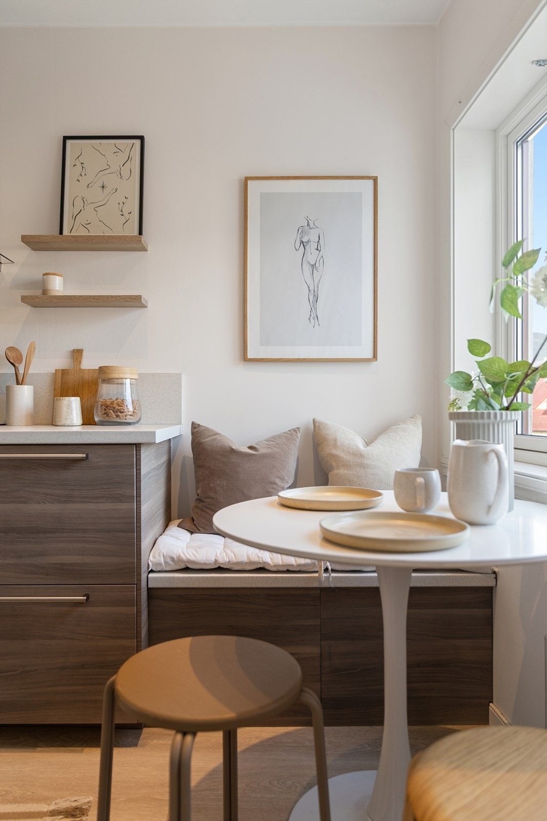 Sittegruppe på kjøkken Galleribilde