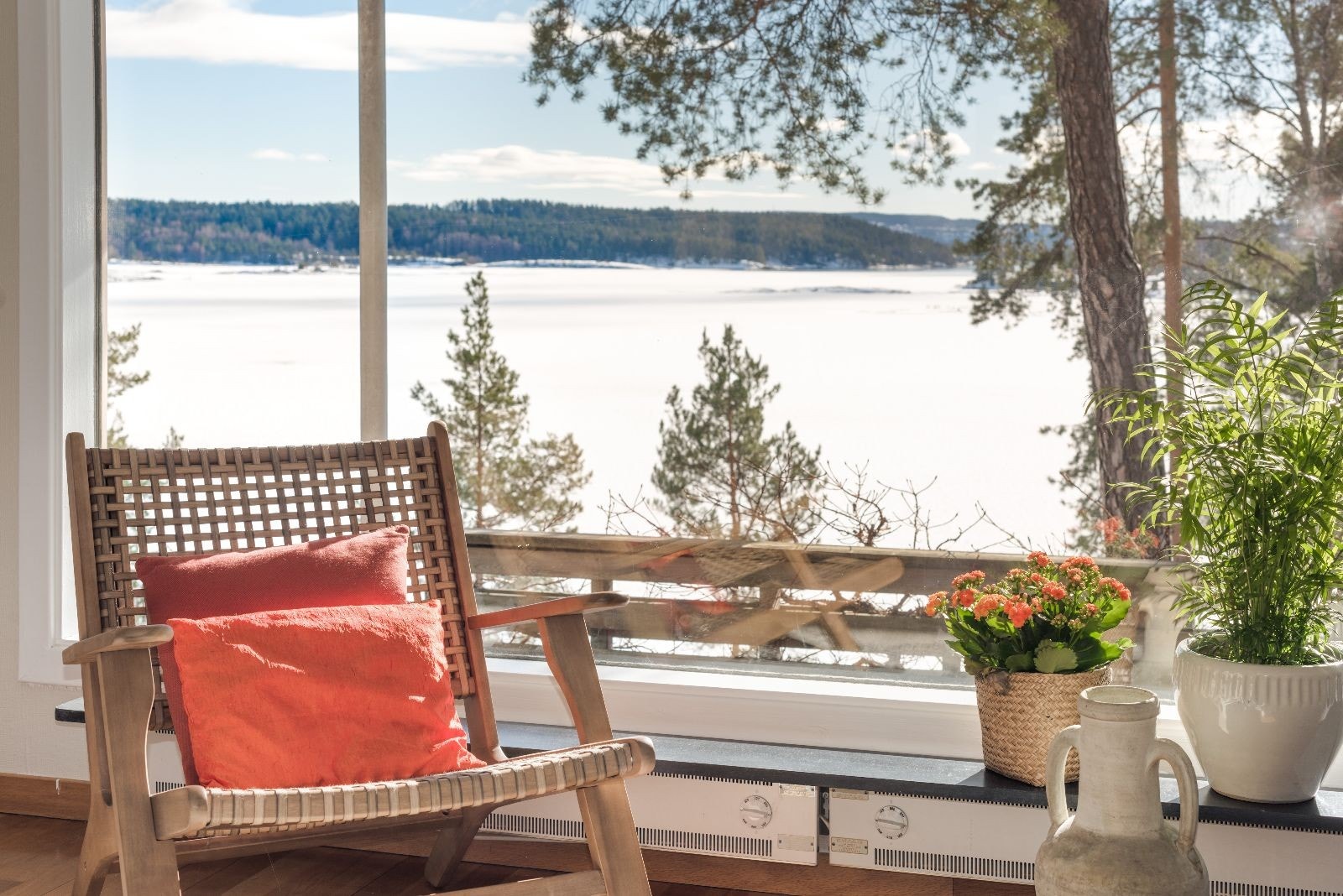 Utsikt fra stuen. Galleribilde