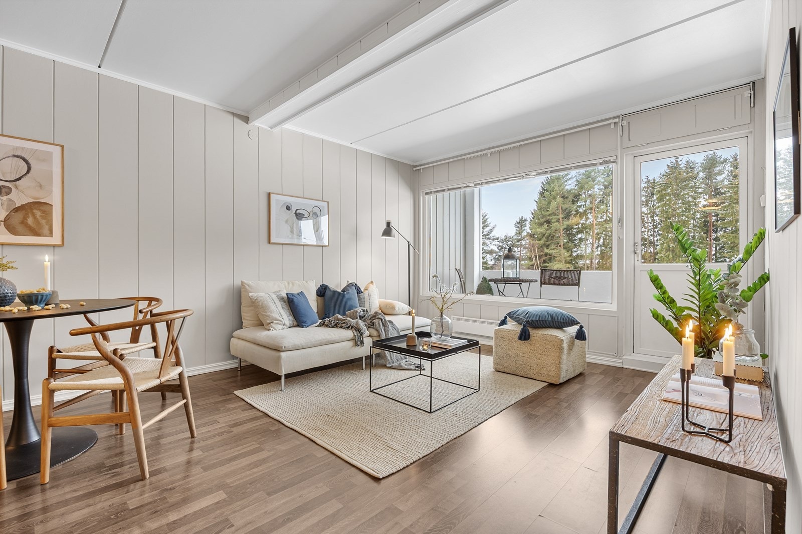 Velkommen til Ullersmovegen 7A, en flott 2-roms i andre etasje med vestvendt balkong. Foto: Espen Edin Døhlen v/ImageDay Galleribilde