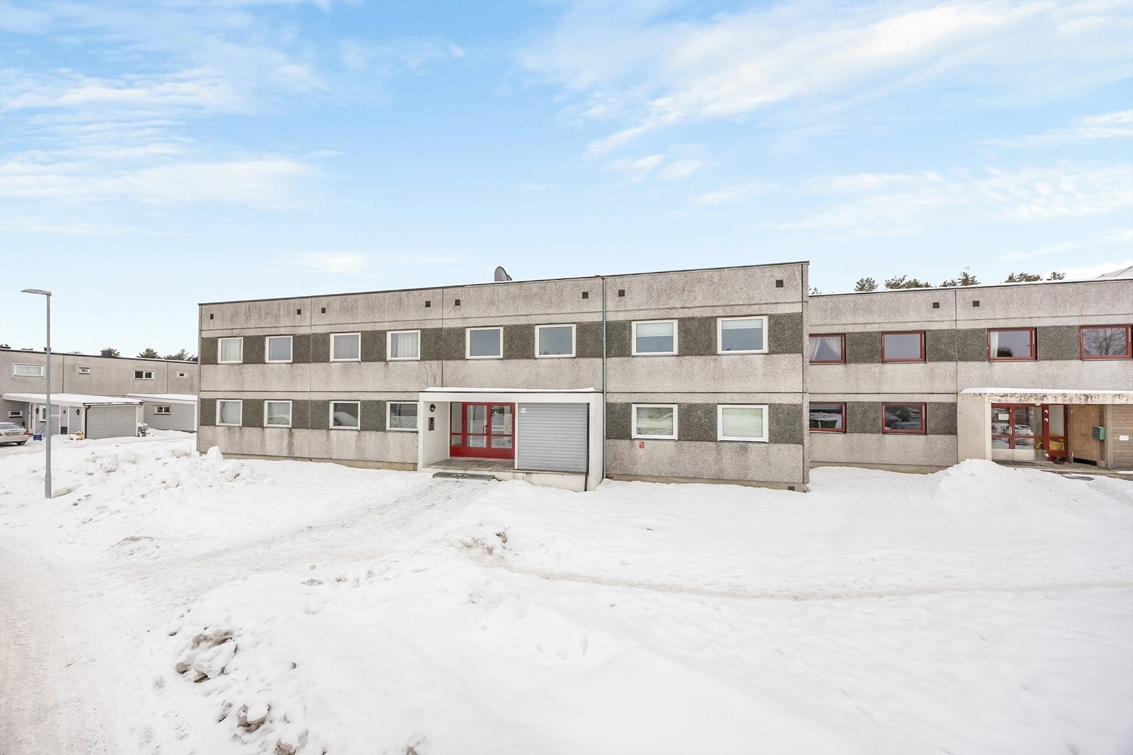 Leiligheten er fint plassert på Ullersmo Kløfta, et koselig og barnevennlig område. Galleribilde