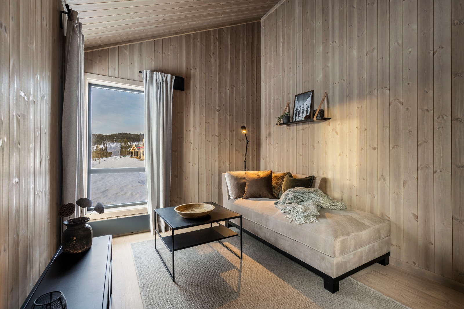 TV-stue. Interiørbilde fra vår tidligere visningshytte på Turufjell. Galleribilde