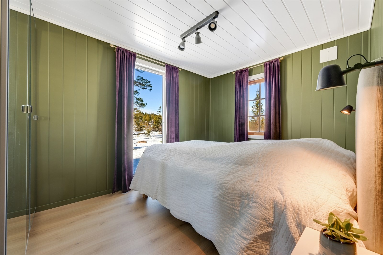 Hovedsoverom med tre enkeltskap Galleribilde