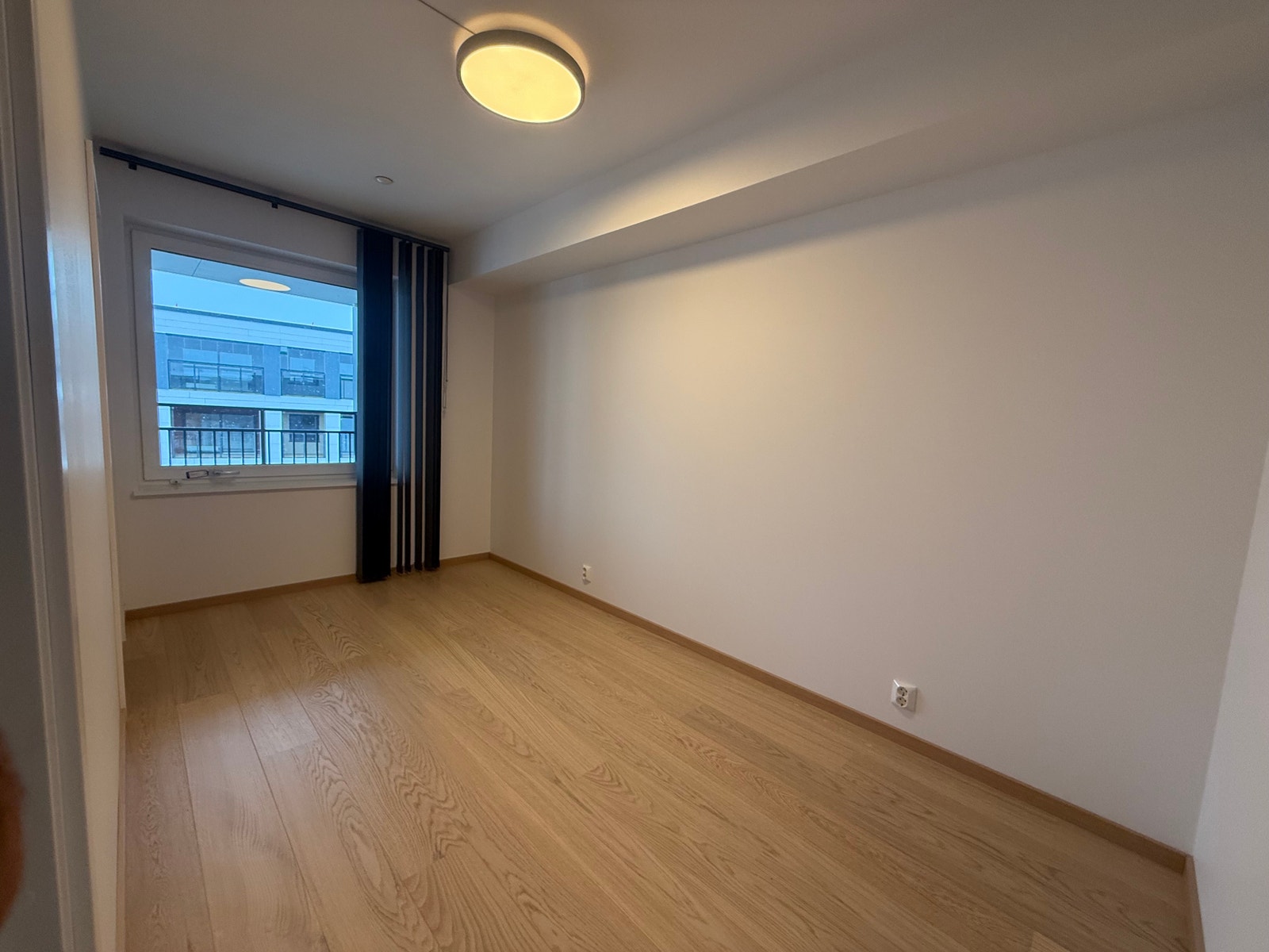 SOVEROM 1 Galleribilde